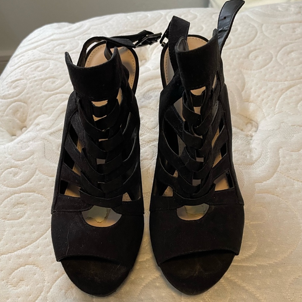 Bar lii Black Suede 5 inch Heels, Size 7